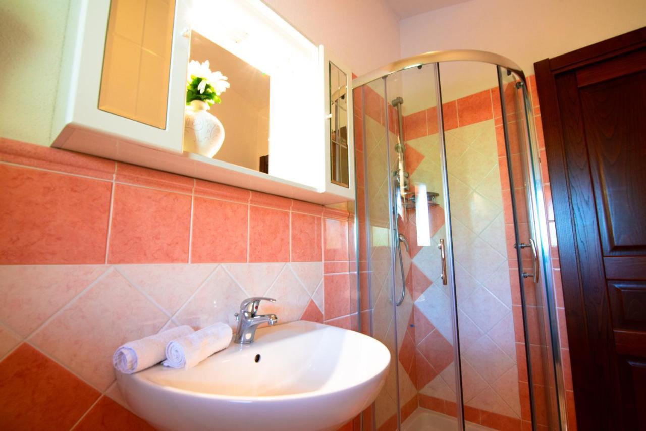 Residence Sardegnasummer Li Mori Будони Экстерьер фото